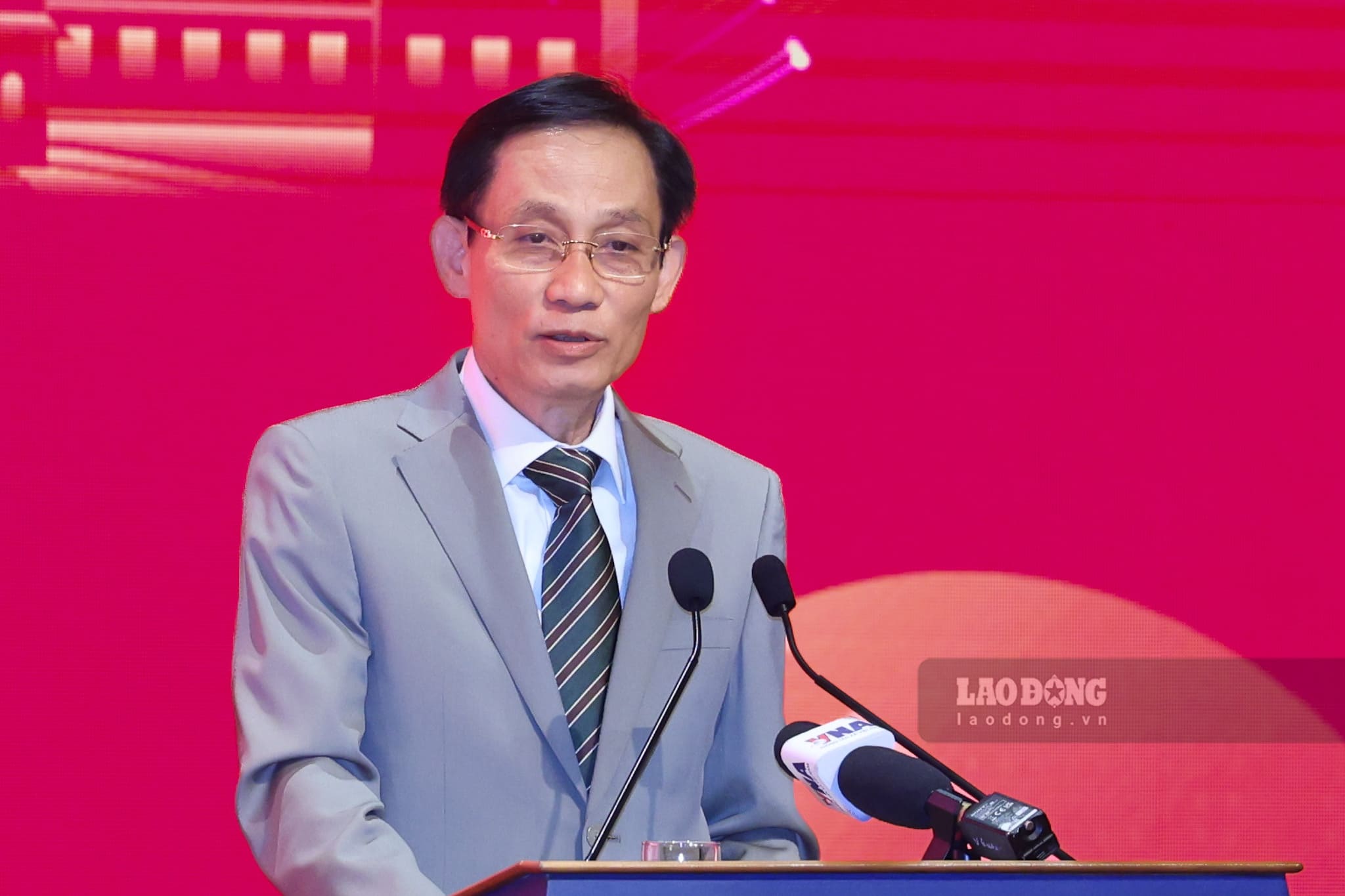 Politburo Member, Minister of Foreign Affairs Le Hoai Trung said that promoting the role and local foreign affairs work is important in taking advantage of favorable international conditions. Photo: Hai Nguyen