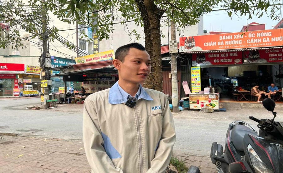 Mr. Nong To Hieu - worker of Thang Long Industrial Park (Hanoi). Photo: Minh Huong