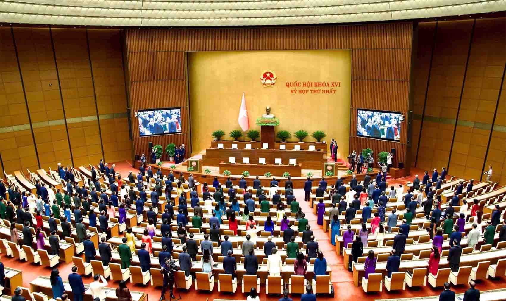 Overview of the First Session of the 16th National Assembly. Photo: Media. quochoi. vn.