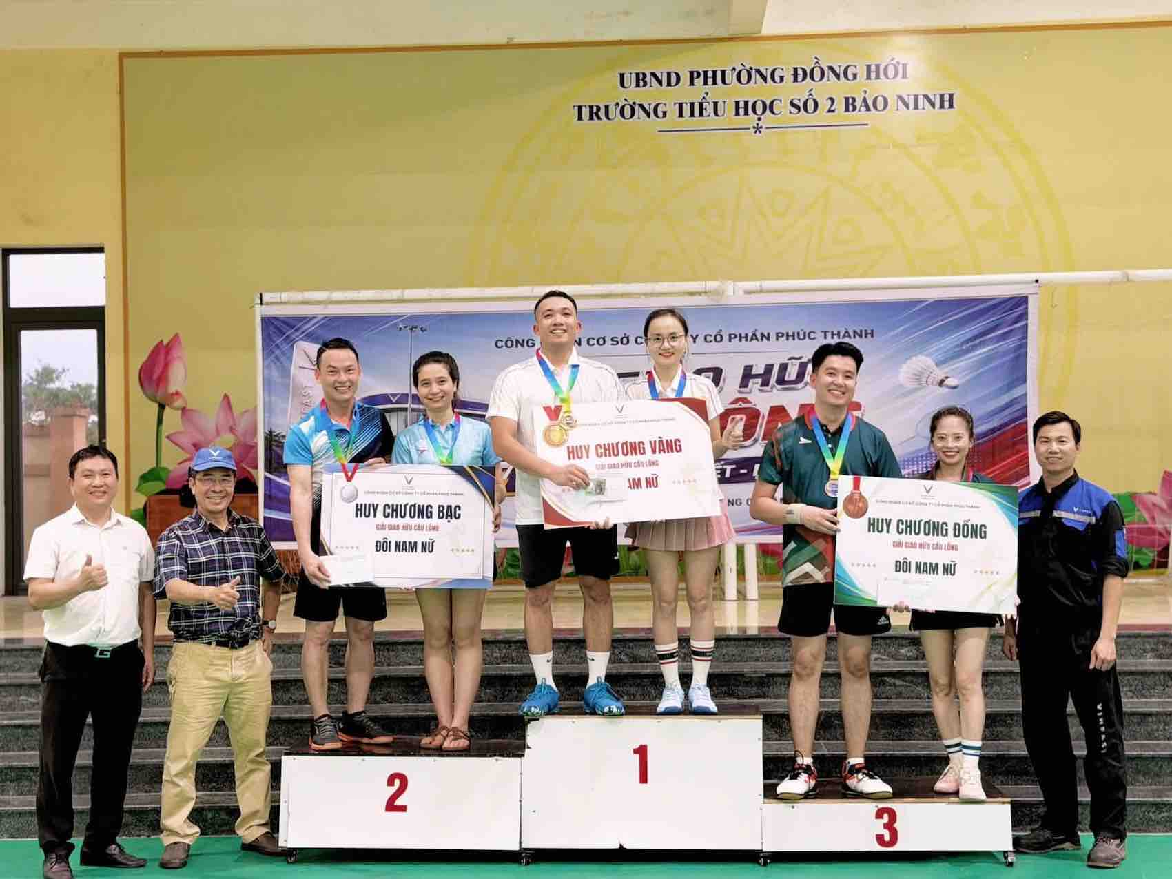 Badminton tournament creates a playground, connecting workers at Phuc Thanh Joint Stock Company. Photo: Quang Tri Trade Union