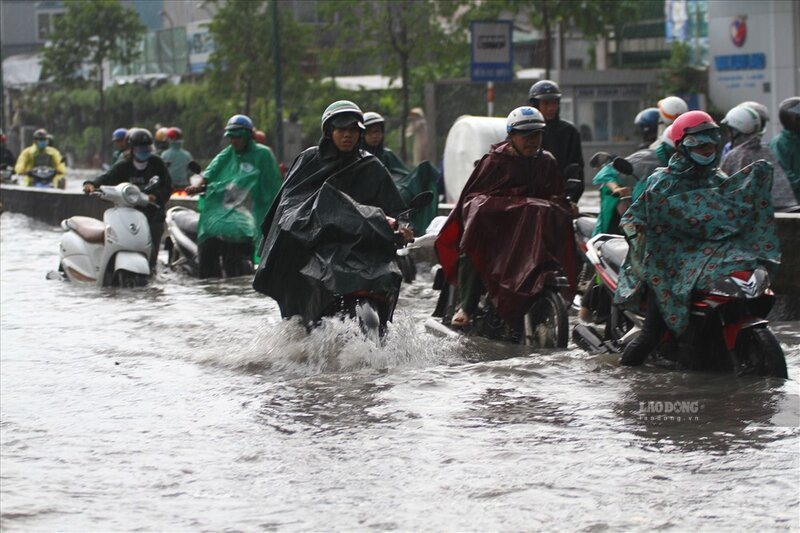 The Southern region continues to have thunderstorms. Photo: Anh Tu