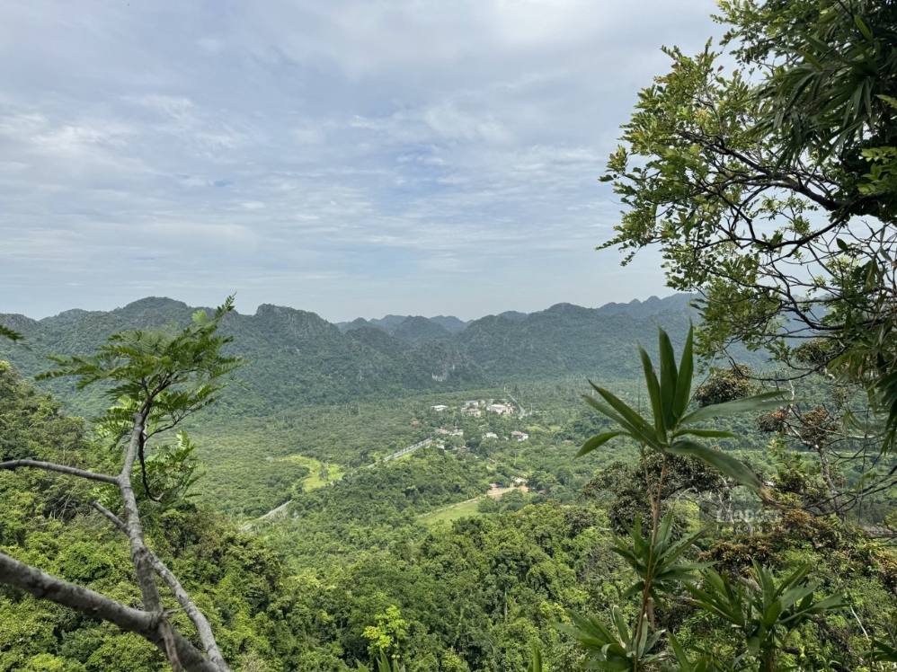 Chiếc view từ đỉnh.