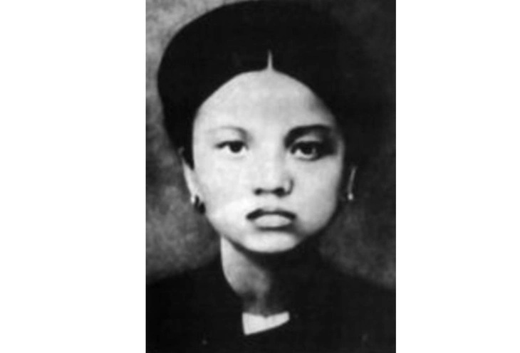 Portrait of martyr Nguyen Thi Minh Khai - Photo: Ho Chi Minh City Party Committee Electronic Information Portal