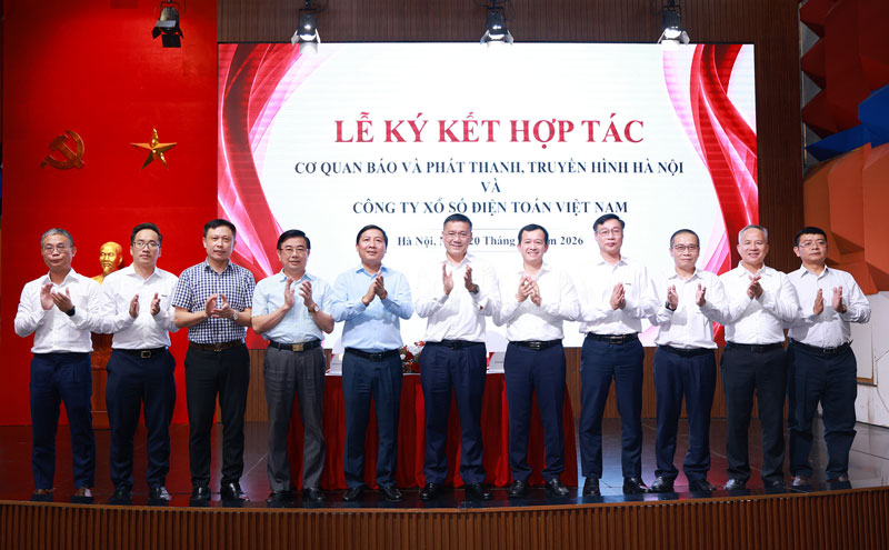 Ông Phạm Ngọc Tú, Tổng Giám đốc Vietlott phát biểu tại lễ ký kết. Ảnh: Văn Tuyến
