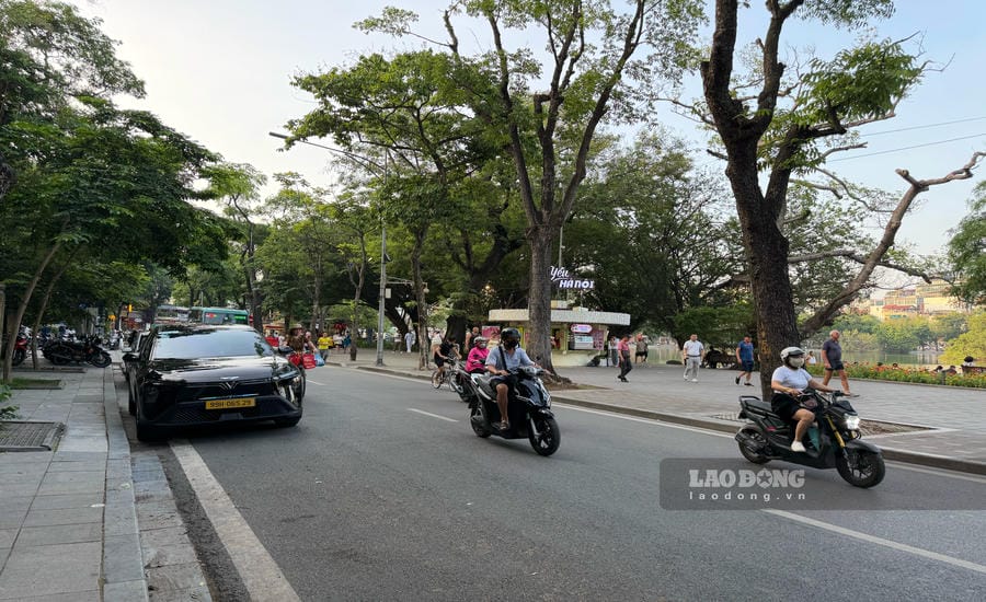 Many residents of Hoan Kiem ward (Hanoi) said that the low-emission zone pilot helps their living space to be significantly improved. Photo: Thuy Linh