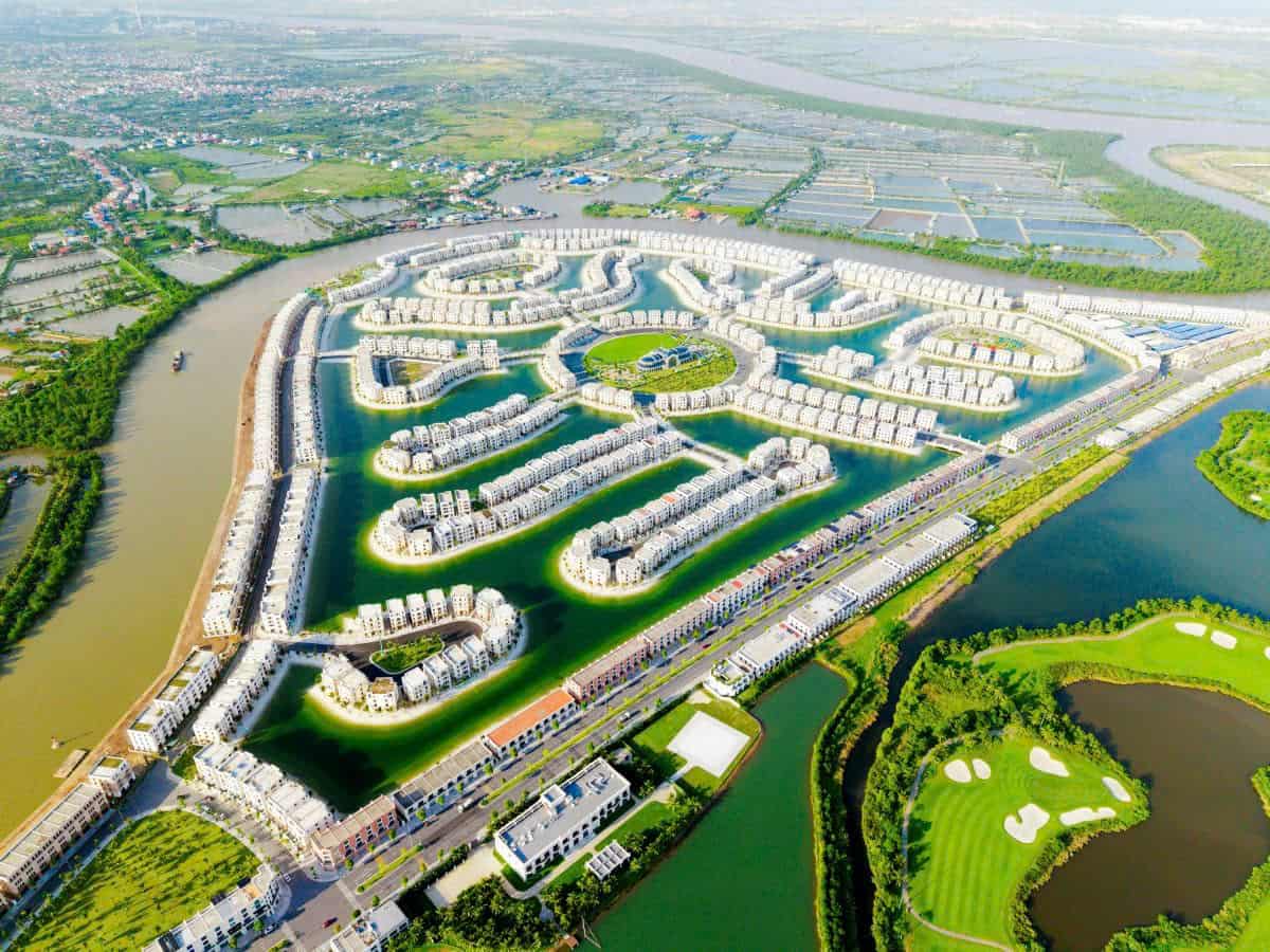 Vinhomes Royal Island - Ecological living space has appeared right in the new center of Hai Phong. Photo: Investor