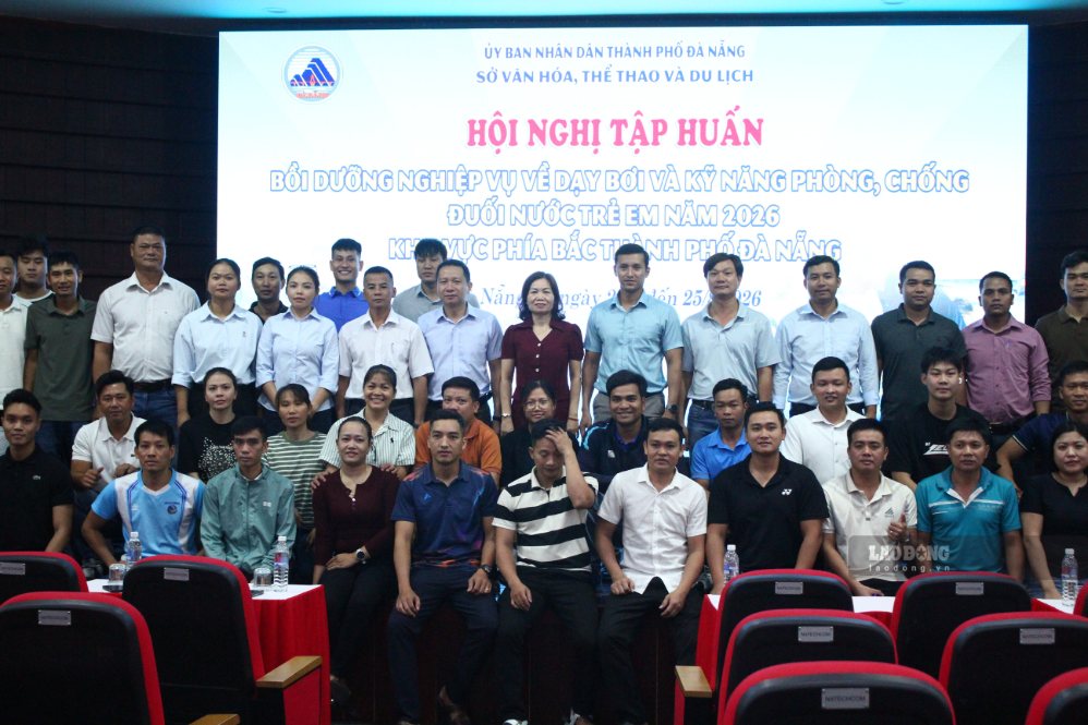 Khai mạc Hội nghị tập huấn bồi dưỡng nghiệp vụ về dạy bơi và phòng, chống đuối nước trẻ em năm 2026 phía Bắc TP Đà Nẵng. Ảnh: Thanh Huyền