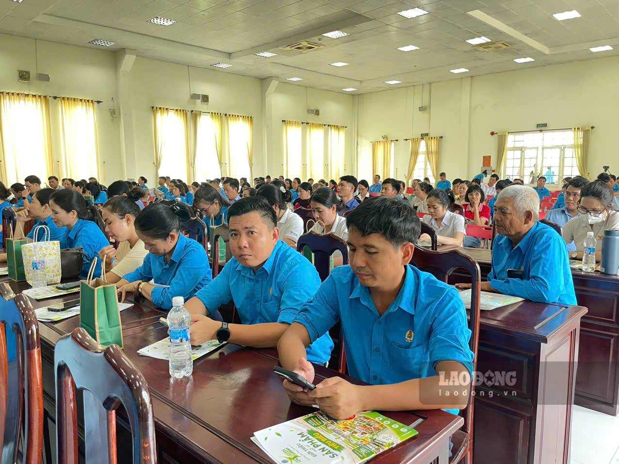 Cán bộ Công đoàn tham dự hội nghị. Ảnh: Đình Trọng