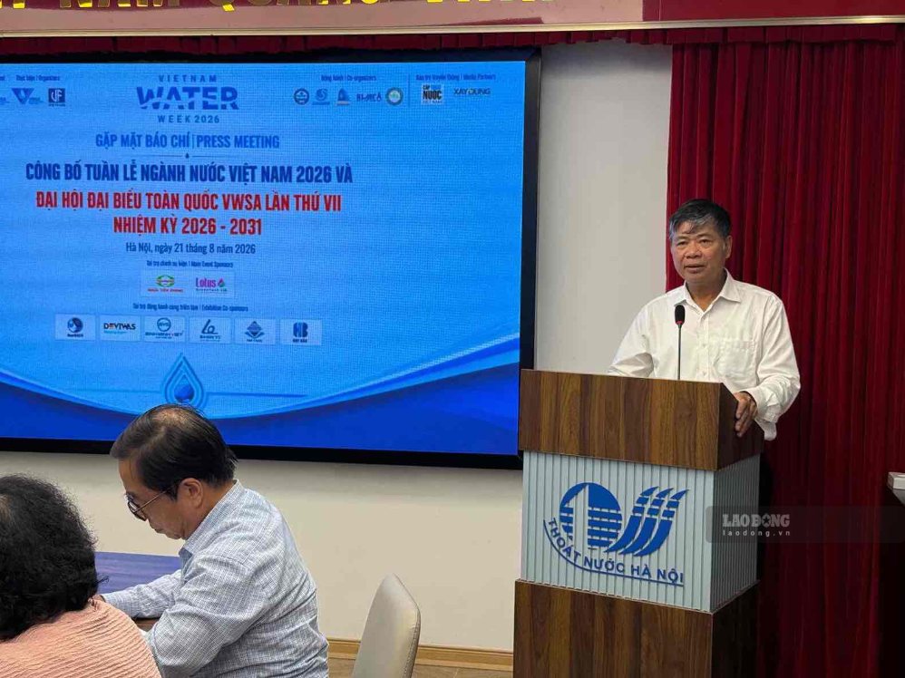 Ông Nguyễn Ngọc Điệp - Chủ tịch Hội Cấp thoát nước Việt Nam phát biểu tại cuộc gặp mặt báo chí, thông tin về Tuần lễ Ngành nước Việt Nam - Vietnam Water Week 2026 và Đại hội Hội Cấp thoát nước Việt Nam lần thứ VII. Ảnh: Song Anh