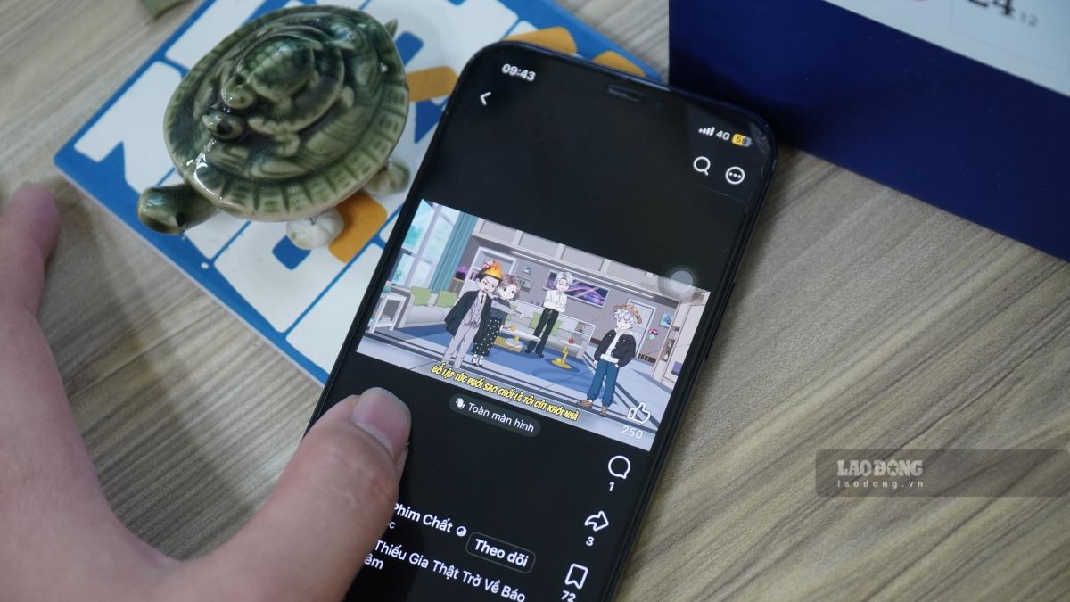 Children watching short videos appear rampant on social networks. Photo: Minh Chinh