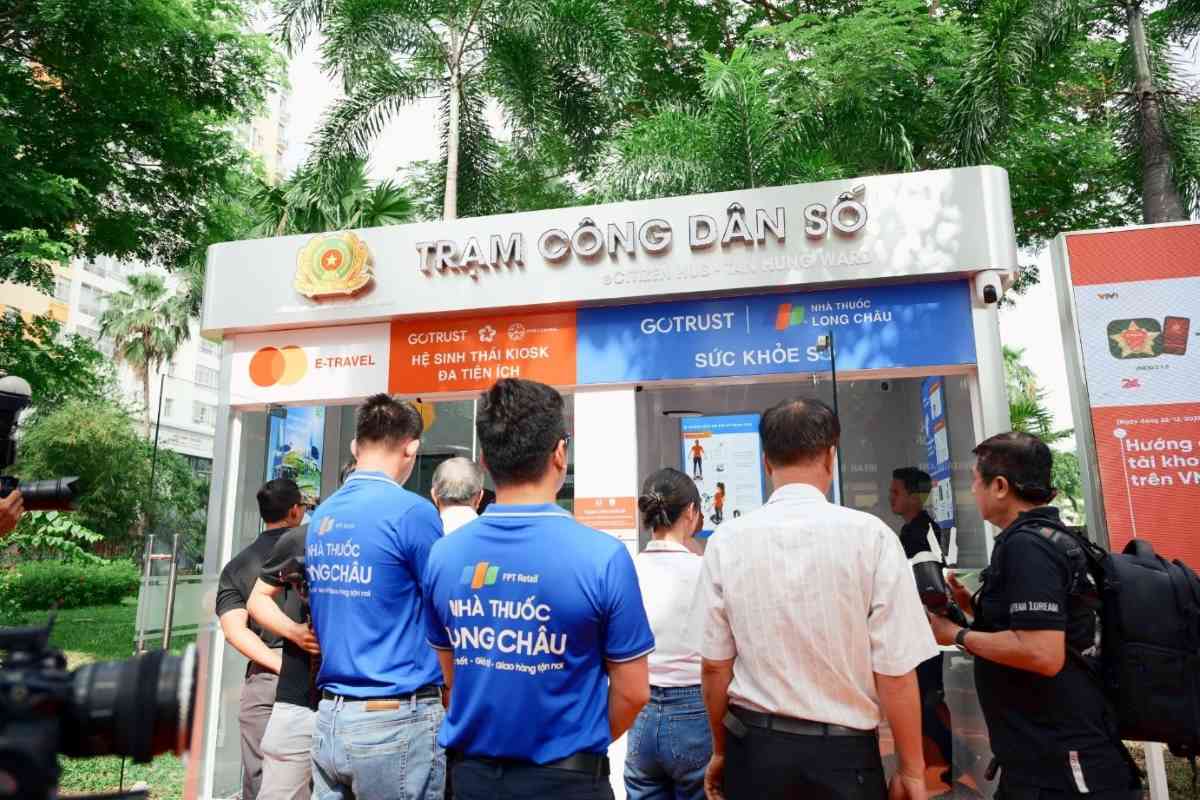Trạm Công dân số chính là mắt xích quan trọng giúp kết nối, liên thông dữ liệu dân cư với hệ thống quốc gia. Ảnh: H.Khánh - FPT Long Châu