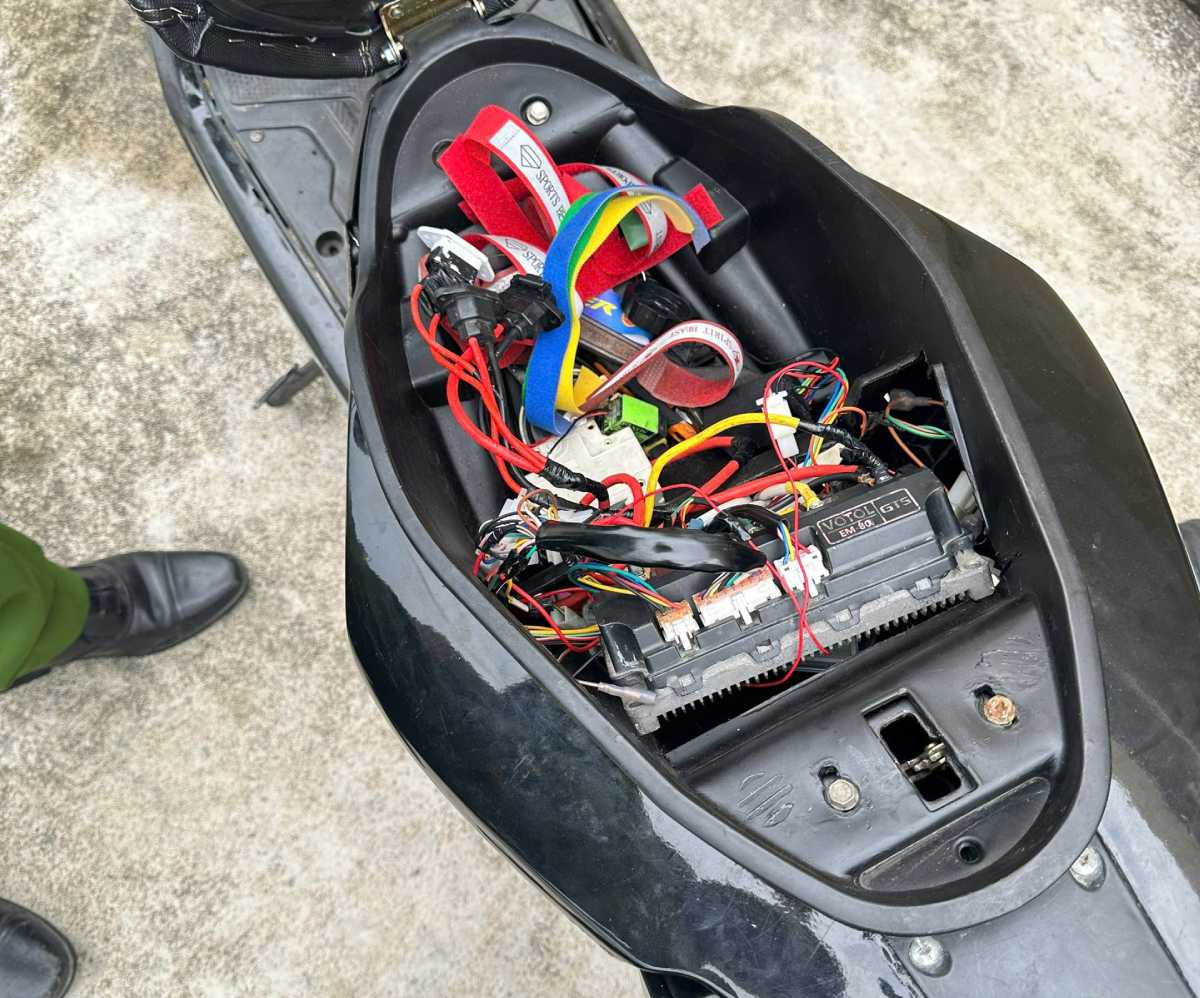 Electric vehicle self-made by N.H. Photo: Hung Yen Provincial Police