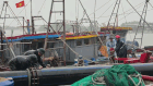 Fortes pluies dans la zone du port de pêche de Tân Sơn, commune de Thái Thụy. Photo: Lương Hà