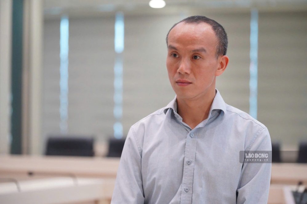 Ông Hoàng Phúc Lâm cho biết, bão số 4 đi chậm kéo dài thời gian tác động. Ảnh: An An
