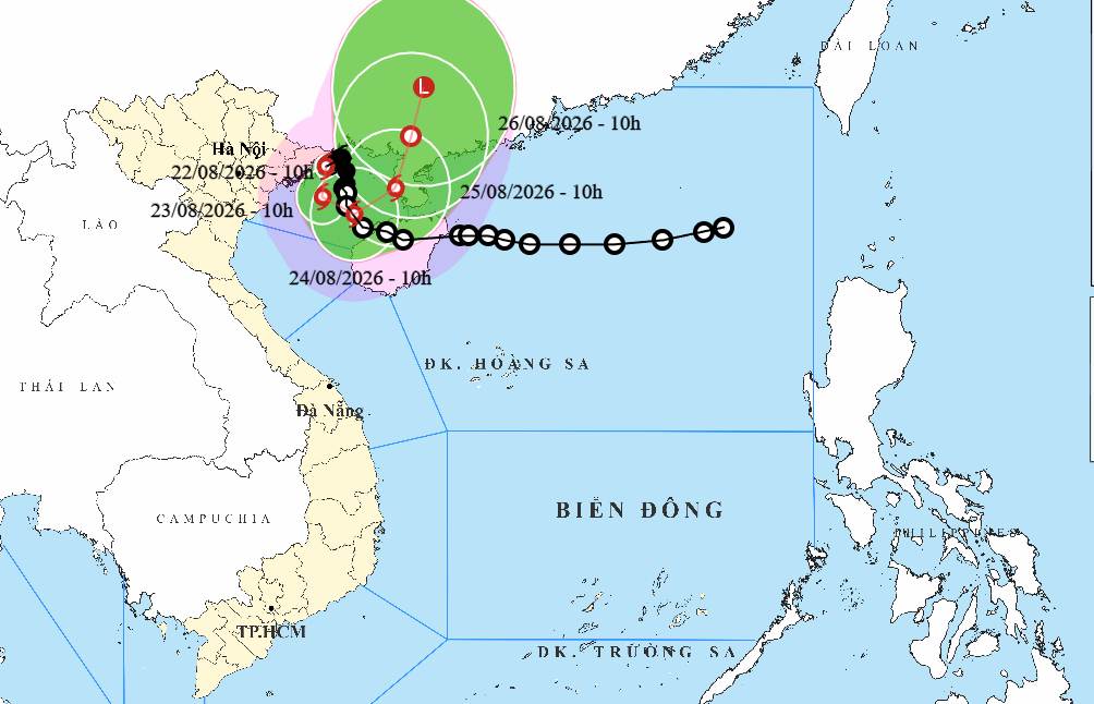 台風4号は南シナ海で複雑に移動しています。写真:国家水文気象予報センター