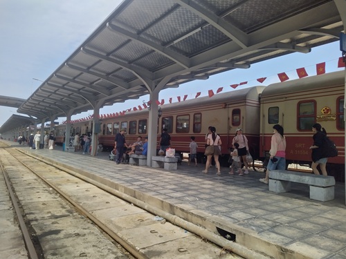 Railway increases 37 trips, opening a new tourist train on National Day 2. 9. Photo: Minh Hanh