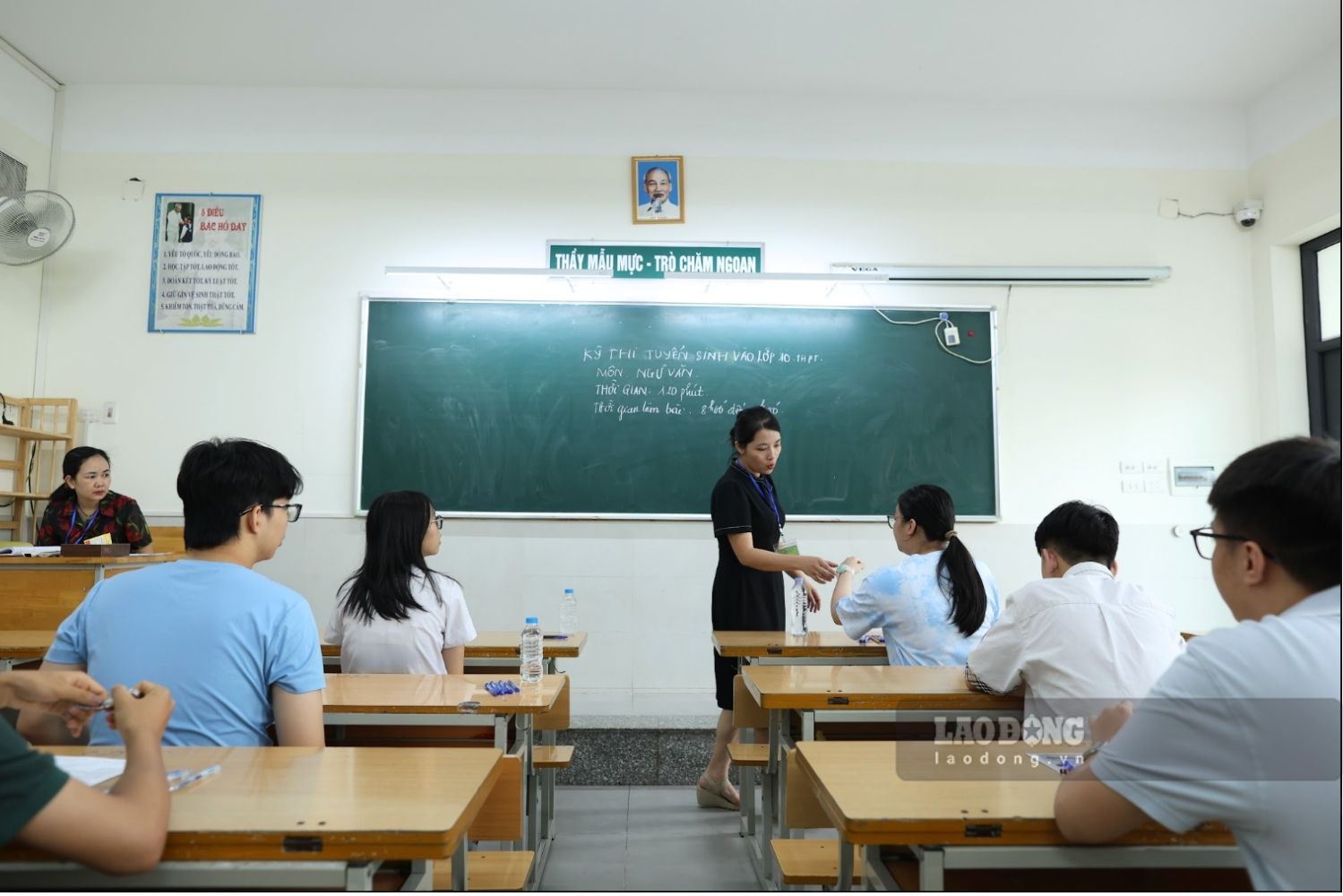 Thí sinh trong kỳ thi vào lớp 10 tại Hà Nội năm 2026. Ảnh: Hải Nguyễn