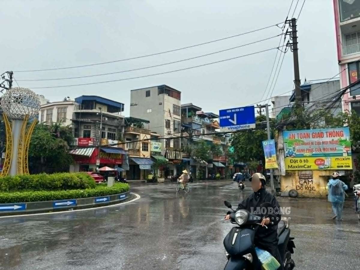 Khu vực ngã 6 Năng Tĩnh, phường Nam Định. Ảnh: Hà Vi