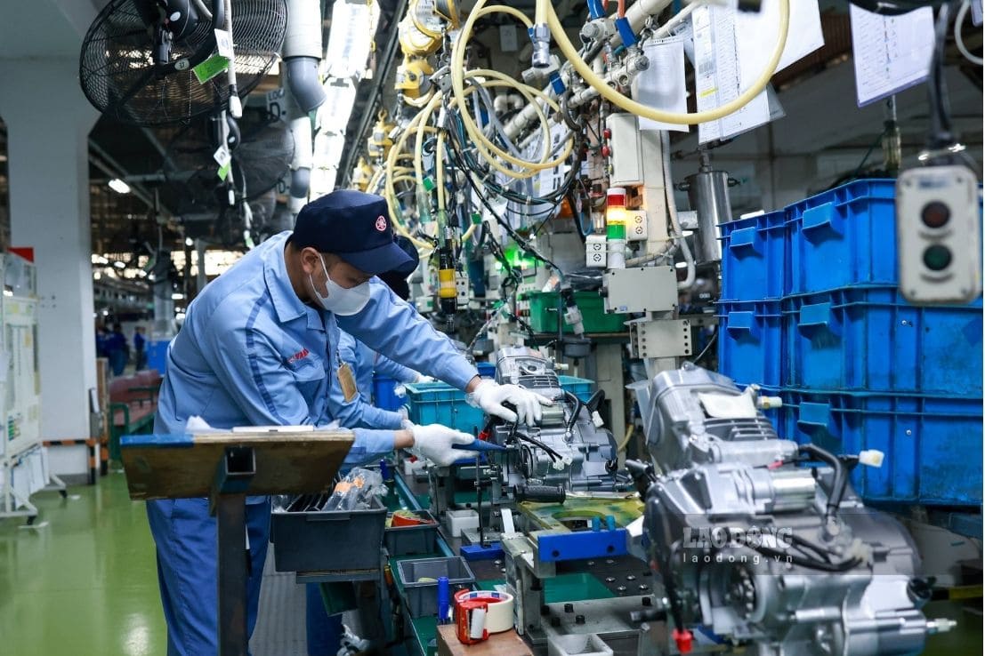Standard Chartered Bank forecasts Vietnam's GDP in 2026 will reach 9.5% and 11% in 2027. Photo: Hai Nguyen