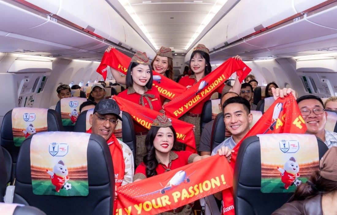 Vietjet and Vikki will continue to accompany the team and fans in the decisive 90 minutes in the second leg at My Dinh Stadium. Photo: Vietjet