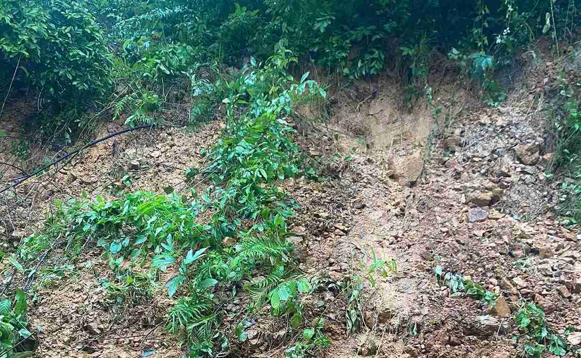 Nhi Chieu Ward appears landslide due to heavy rain from storm No. 4. Photo: Nhi Chieu Ward
