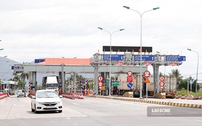 Functional agencies in Khanh Hoa request to resolve 57 cases of slow exemption and reduction of BOT Cam Thinh fees. Photo: Huu Long