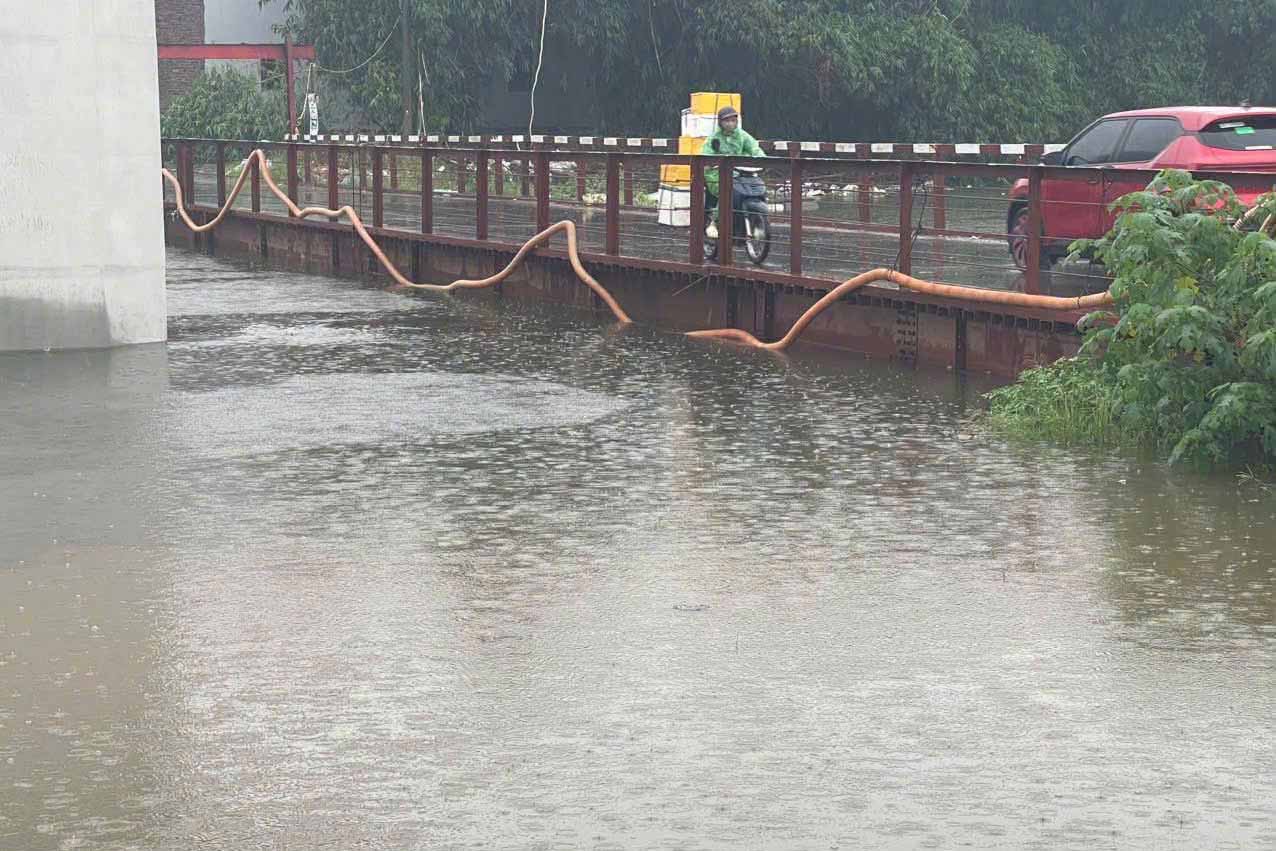 Hung Dao commune (Hanoi) temporarily prohibits traffic through 3 bridges in the area from 7 pm on August 23 until further notice. Photo: Hung Dao Commune General Service Center
