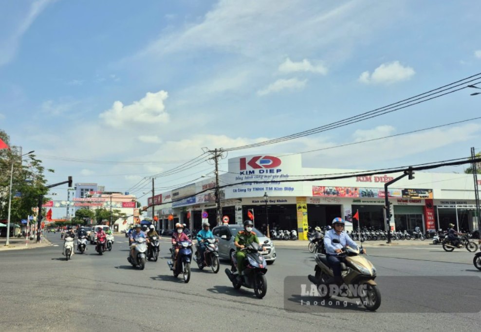 The Traffic Police Department, An Giang Provincial Police announced that traffic violations were detected through the surveillance camera system. Photo: Nguyen Anh