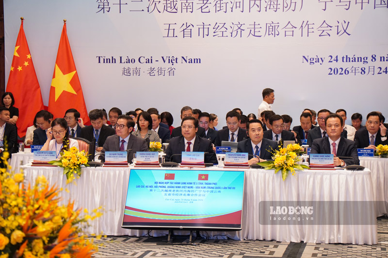 Hội nghị hợp tác hành lang kinh tế 5 tỉnh, thành phố lần thứ 12 diễn ra tại Sa Pa sáng 24.8. Ảnh: Đinh Đại