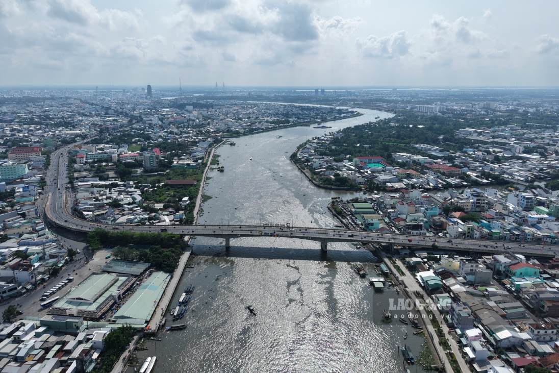 A corner of Can Tho City viewed from above. Photo: Ta Quang.