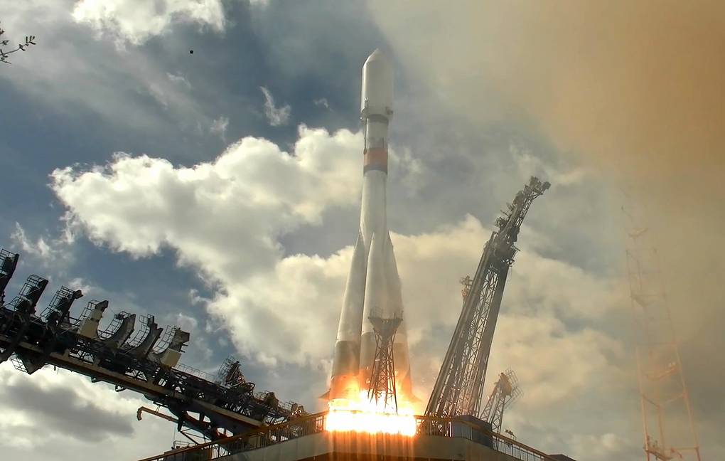 Russia announced the successful launch of the Soyuz-2.1b rocket, carrying a space vehicle serving the Ministry of Defense. Photo: TASS