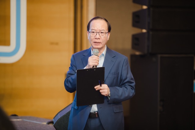TTND Trần Minh Điển, Giám đốc Bệnh viện Nhi Trung ương, Chủ tịch Hội Nhi khoa Việt Nam nhấn mạnh mức độ phổ biến và khó lường của RSV. Ảnh: BTC cung cấp