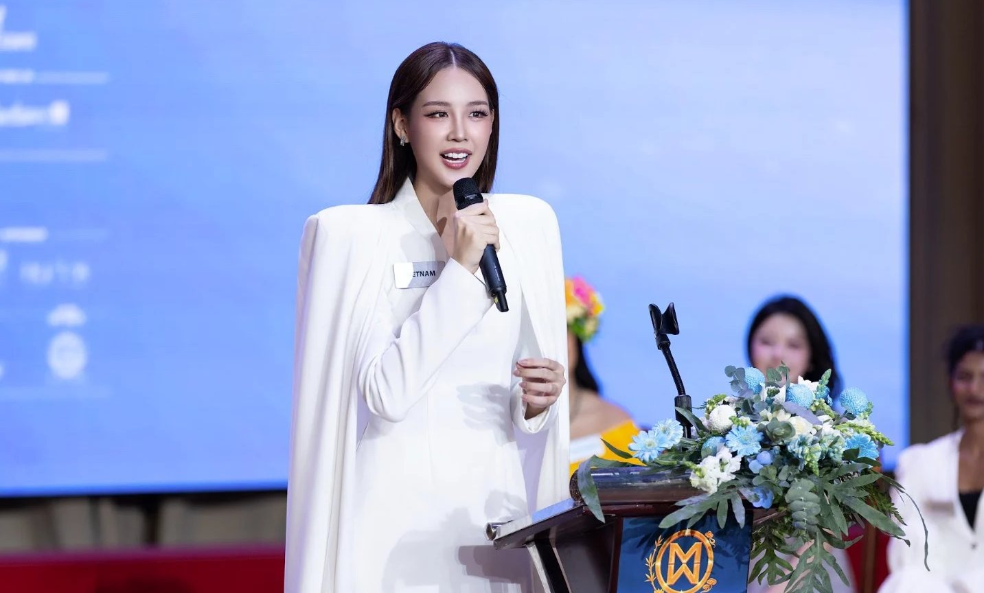 Miss Bao Ngoc. Photo: Sen Vang.