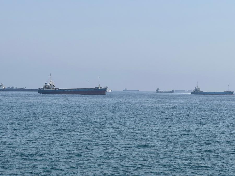 Ships operating in the Strait of Hormuz, a strategic maritime route in the Gulf region. Photo: AFP