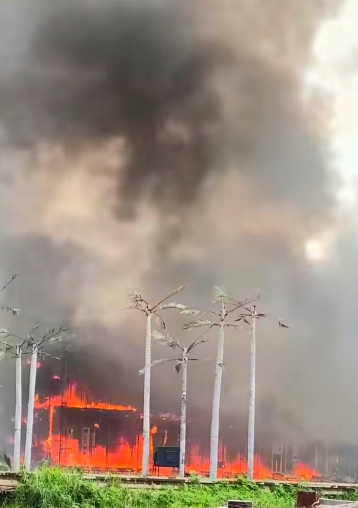 Unexpected fire at Hoi An Memory Island, Hoi An ward, Da Nang. Photo: Hoi An Ward People's Committee