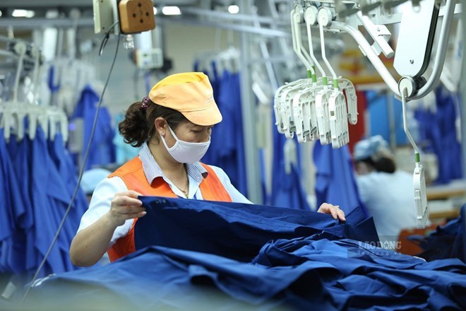 Tens of thousands of small and medium-sized enterprises (SMEs) have not borrowed from banks but still have good cash flow. Photo: Hai Nguyen.