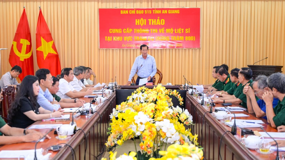 Phó Chủ tịch UBND tỉnh An Giang - Lê Văn Phước phát biểu kết luận. Ảnh: Phương Vũ/Bộ CHQS An Giang