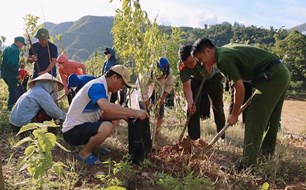 Người dân Bắc Mê chung tay giữ bình yên từ cơ sở