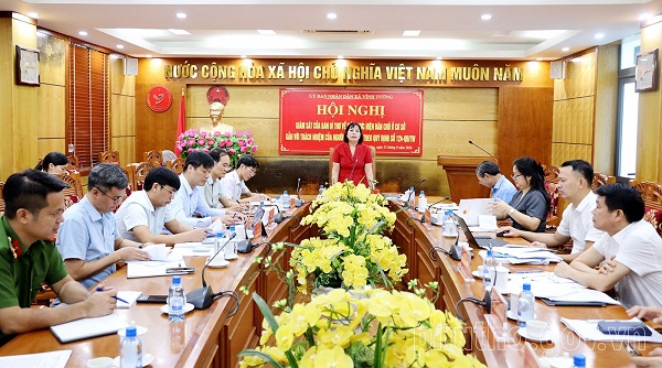 The supervisory delegation of the Central Committee of the Vietnam Fatherland Front works with Vinh Tuong commune, Phu Tho. Photo: Phu Tho Provincial Information Portal