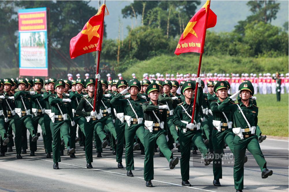 Dự thảo mới quy định cụ thể về trợ cấp cho sĩ quan cấp tá nghỉ hưu trước tuổi do sáp nhập đơn vị tinh giản biên chế. Ảnh: Hải Nguyễn