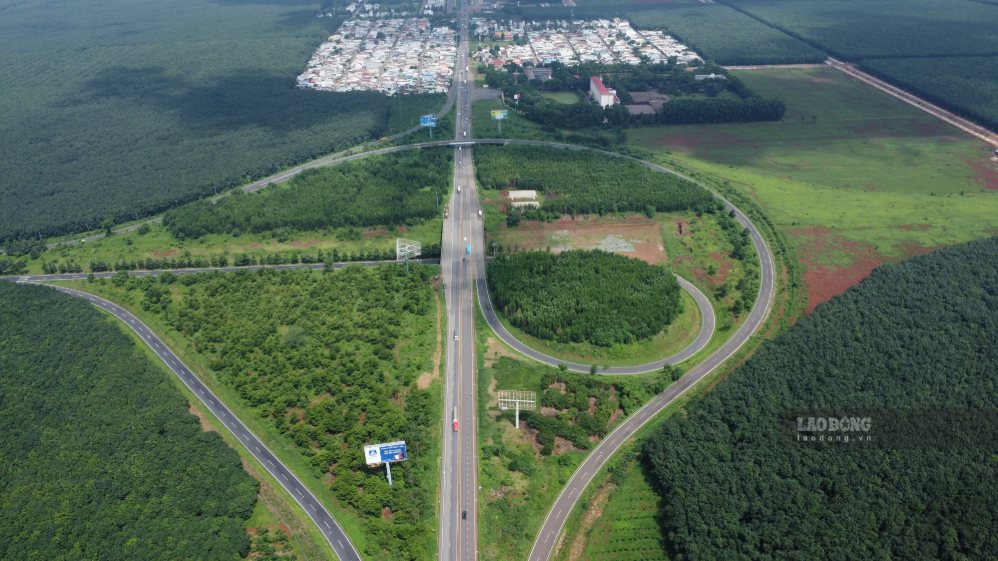 The Dau Giay - Tan Phu expressway project has its starting point at Dau Giay intersection. Photo: HAC