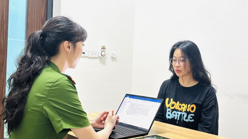 Khởi tố đối với Lê Thị Thanh Hằng về hành vi "Lừa dối khách hàng". Ảnh: Công an Thanh Hóa
