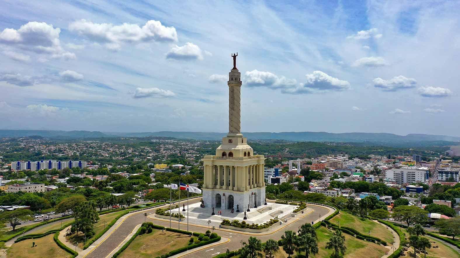 The Dominican Republic is the second largest economy in the region with an average income per capita of about 11. Photo: Viettel