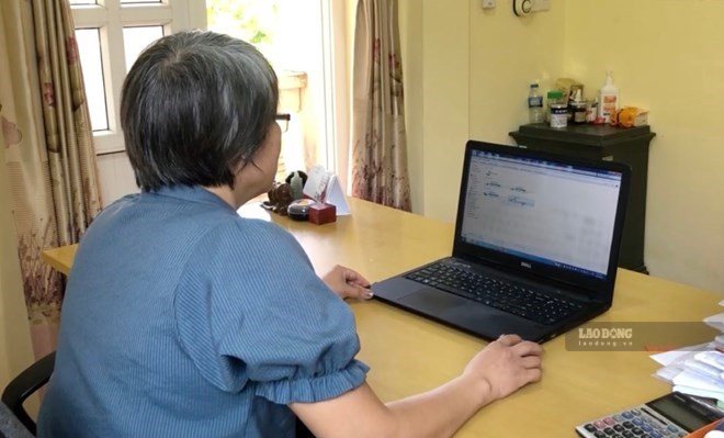 The Ministry of Home Affairs guides the salary ranking for school accounting officials who are receiving a coefficient of 2.34 and have never received social insurance once. Photo: Luong Hanh