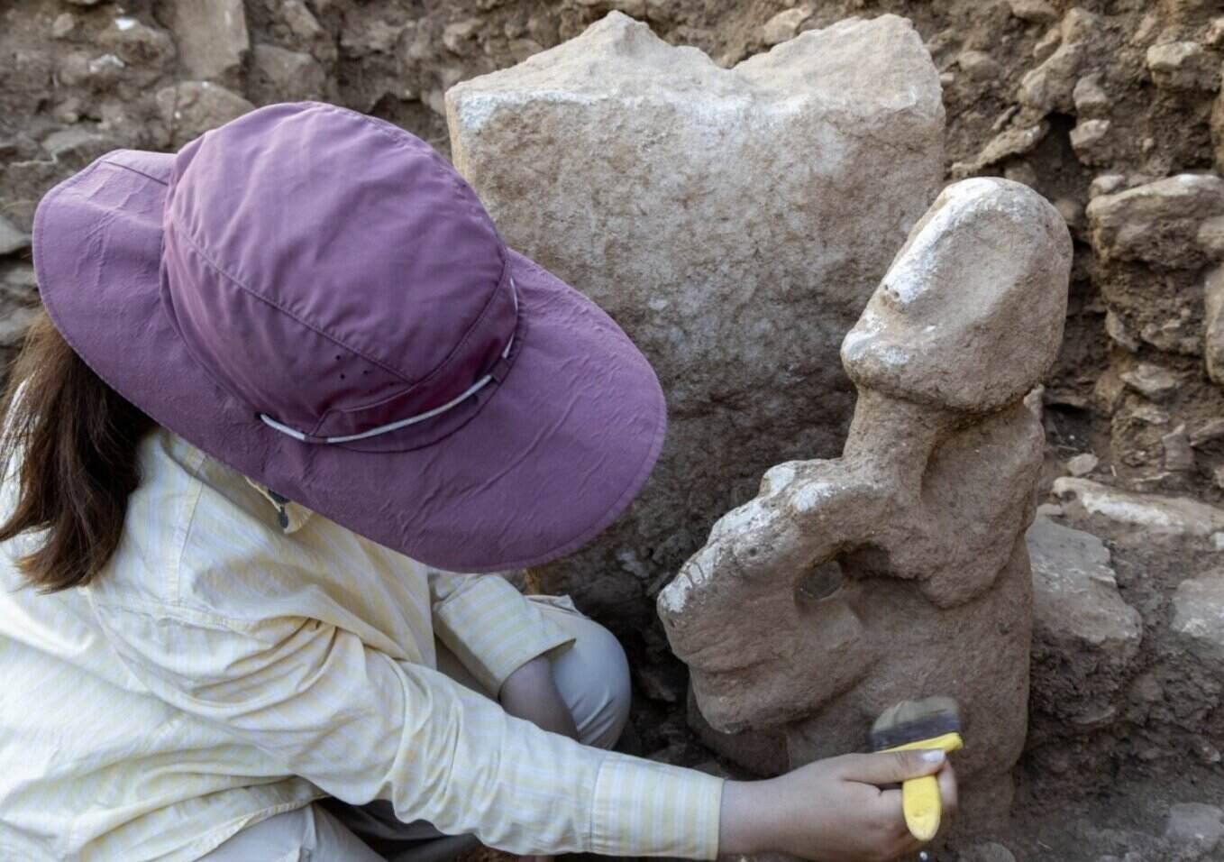 Turkey discovers 11,000-year-old leopard rider. Photo: Minister of Culture and Tourism Mehmet Nuri/X
