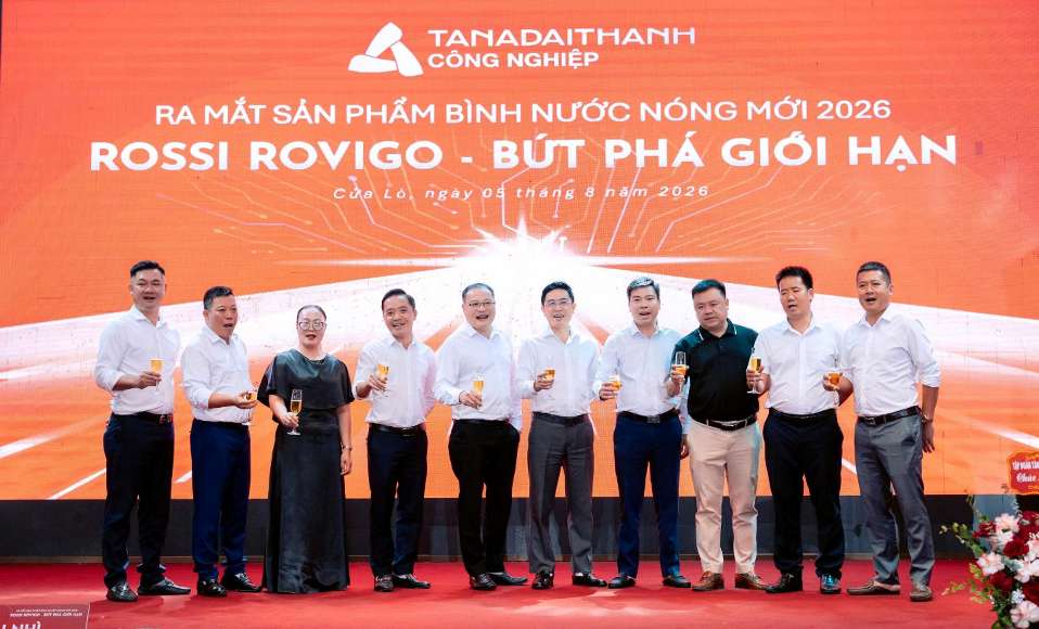 Chuỗi sự kiện “Bứt phá giới hạn” của Rossi với sự tham dự của hơn 700 khách hàng, đại lý và đối tác. Ảnh: Tân Á Đại Thành