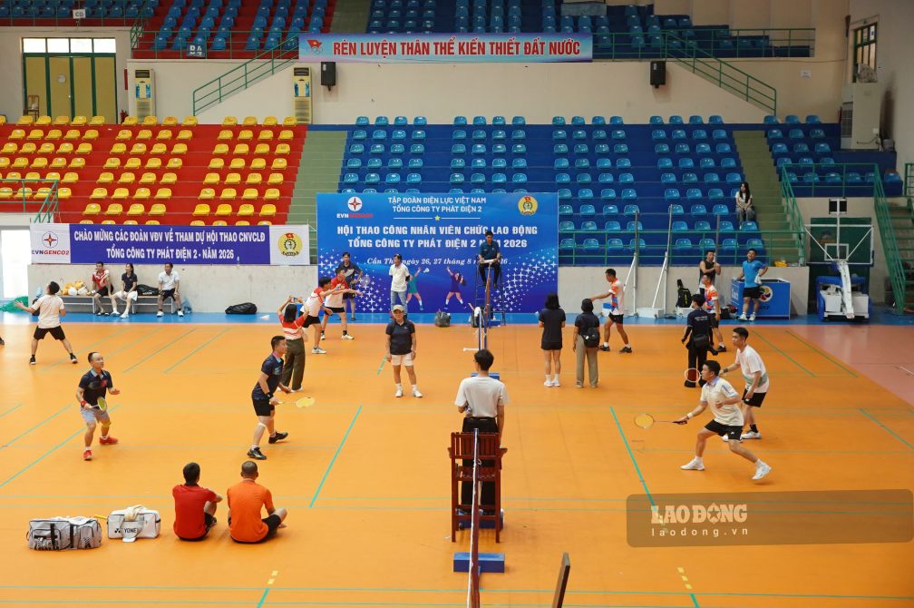 Các vận động viên tranh tài ở nhiều môn. Ảnh: Tạ Quang