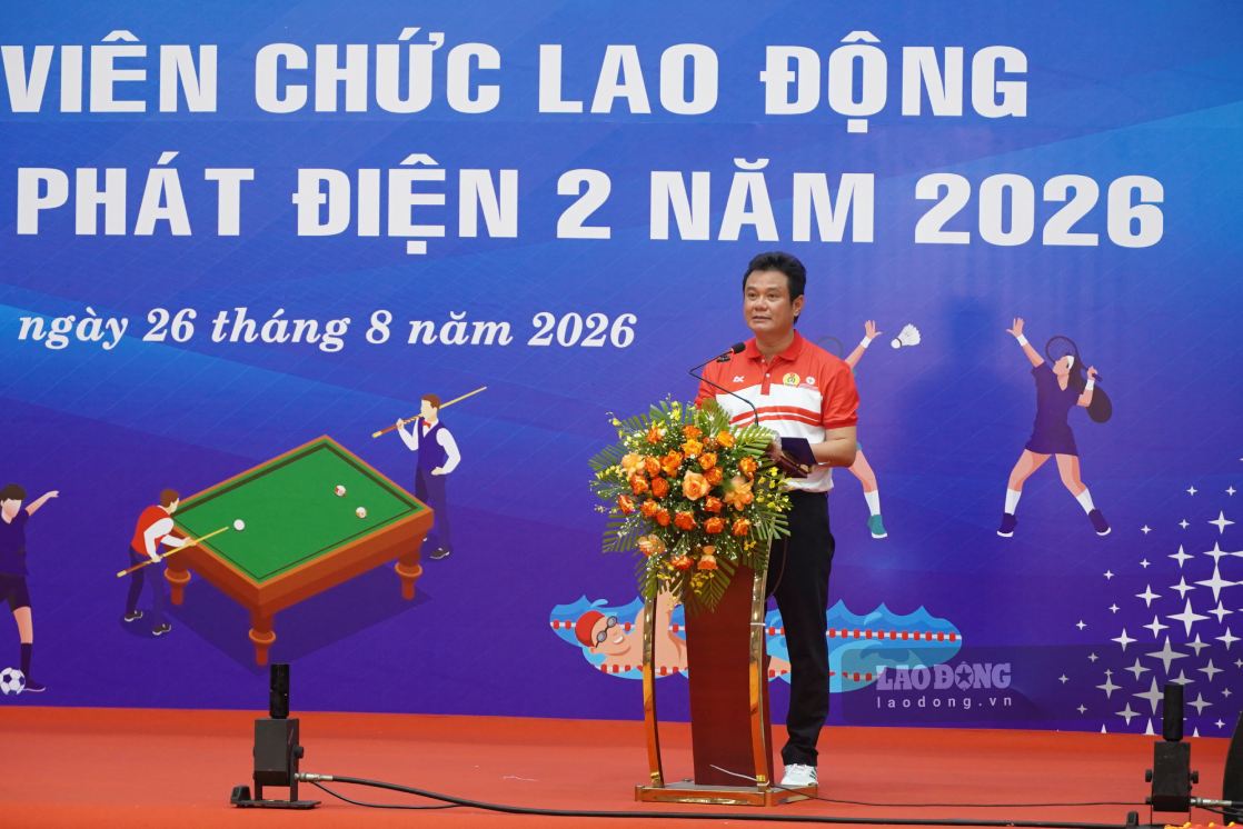 Ông Ngô Việt Hưng - Phó Tổng Giám đốc Tổng Công ty Phát điện 2, Trưởng Ban Chỉ đạo Hội thao năm 2026 phát biểu tại Hội thao. Ảnh: Tạ Quang