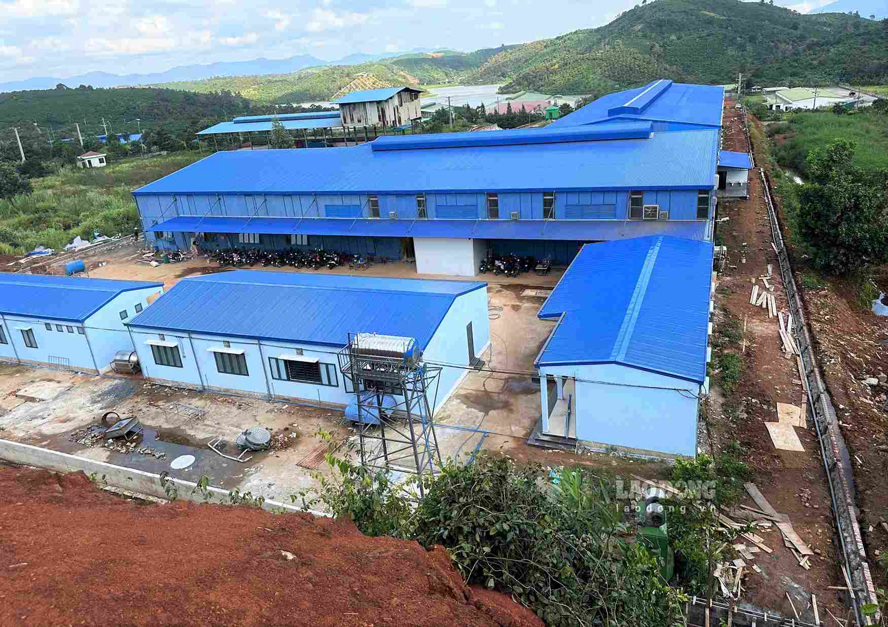 Land area with potential landslide risk adjacent to Loc Son Industrial Park. Photo: Hoai Thanh