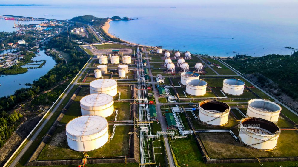 Special mechanisms and policies create favorable conditions for Quang Ngai's development. Photo: Nguyen Linh